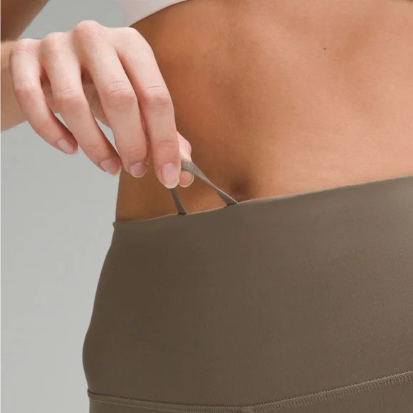 Lululemon Wunder Train HR Crop 23" NOMD Size 4 - Picture 3 of 7